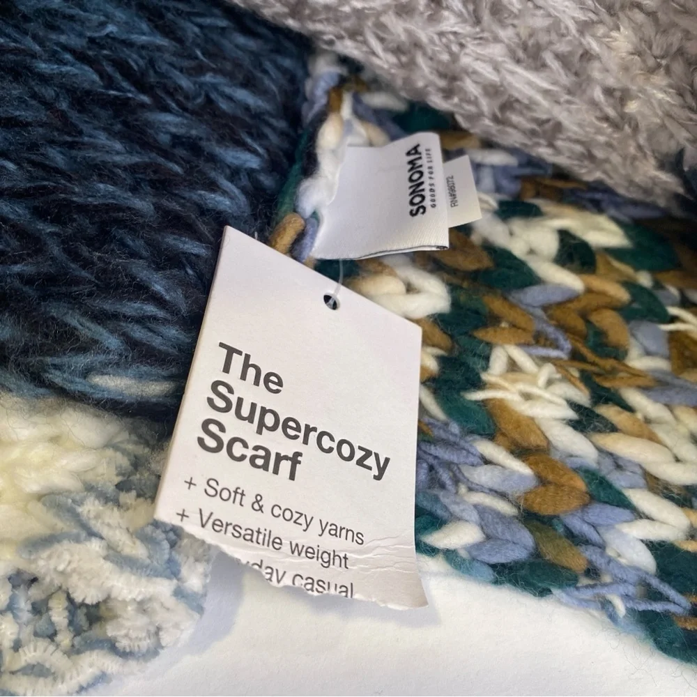 Sonoma NWT Knit SuperCozy Infinity Scarf Blue White Tan Grey One Size